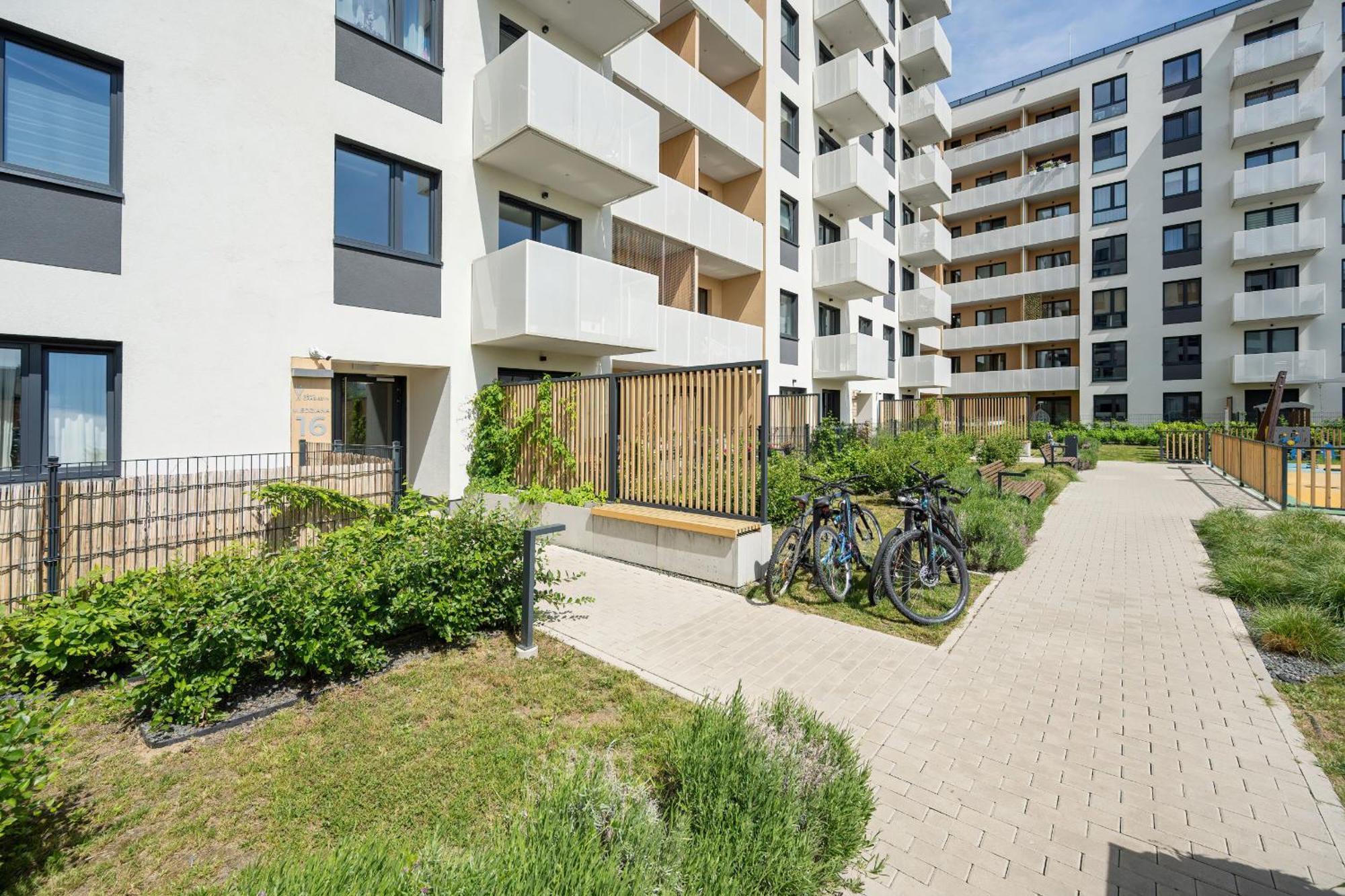 Miedziana Bright Apartment With Balcony And Parking Wroclaw By Noclegi Renters Dış mekan fotoğraf